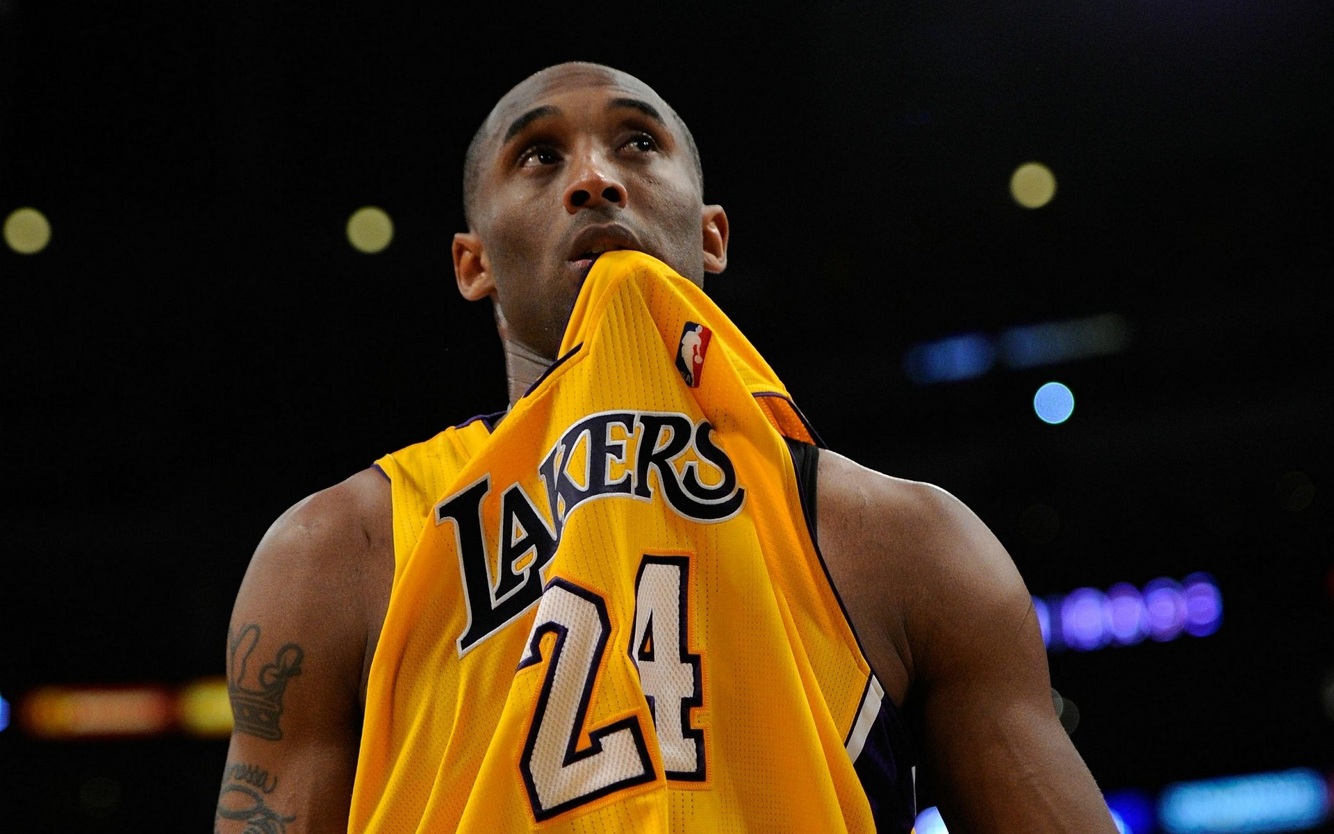 快船力压勇士升至第六，常规赛收官战悬念拉满