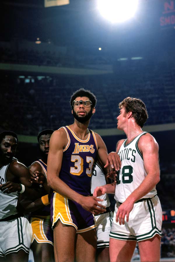 球於內高點 球於內高點